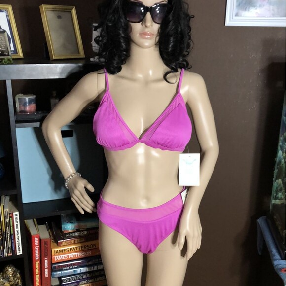 BluC Women's 2 Piece Bikini Swimsuit Set - Large - Picture 1 of 3